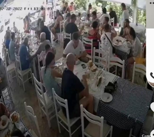Anxhelos Hotel Himare Bagian luar foto