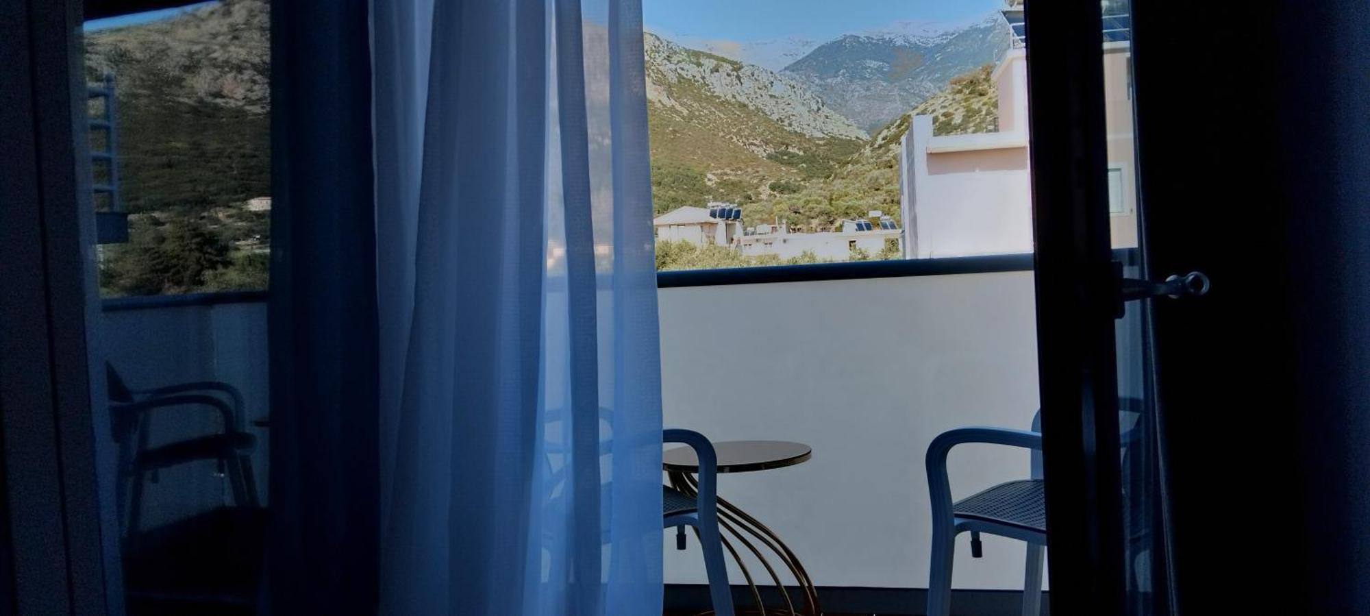 Anxhelos Hotel Himare Ruang foto