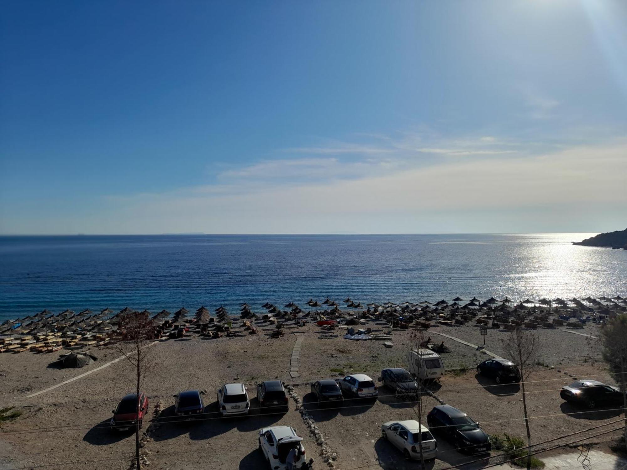 Anxhelos Hotel Himare Ruang foto